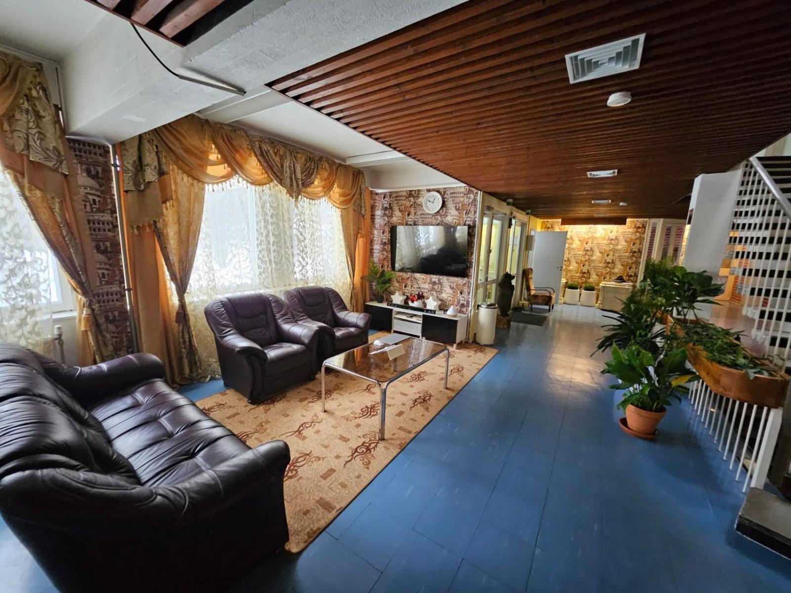 Hostel North Star *